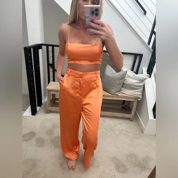 House of Harlow 1960 Orange Satin Crop Top & Wide-Leg Pant Set Chic | NWT S & M - Picture 3 of 12